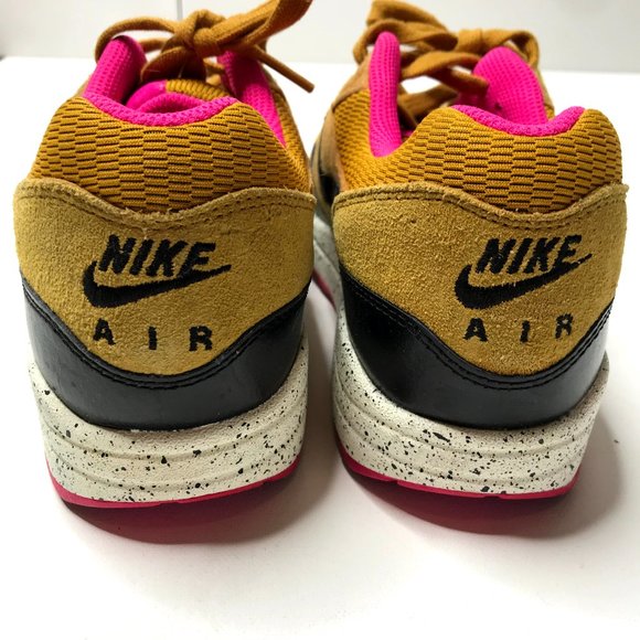 Nike Air Max 1 gold suede - Picture 7 of 10